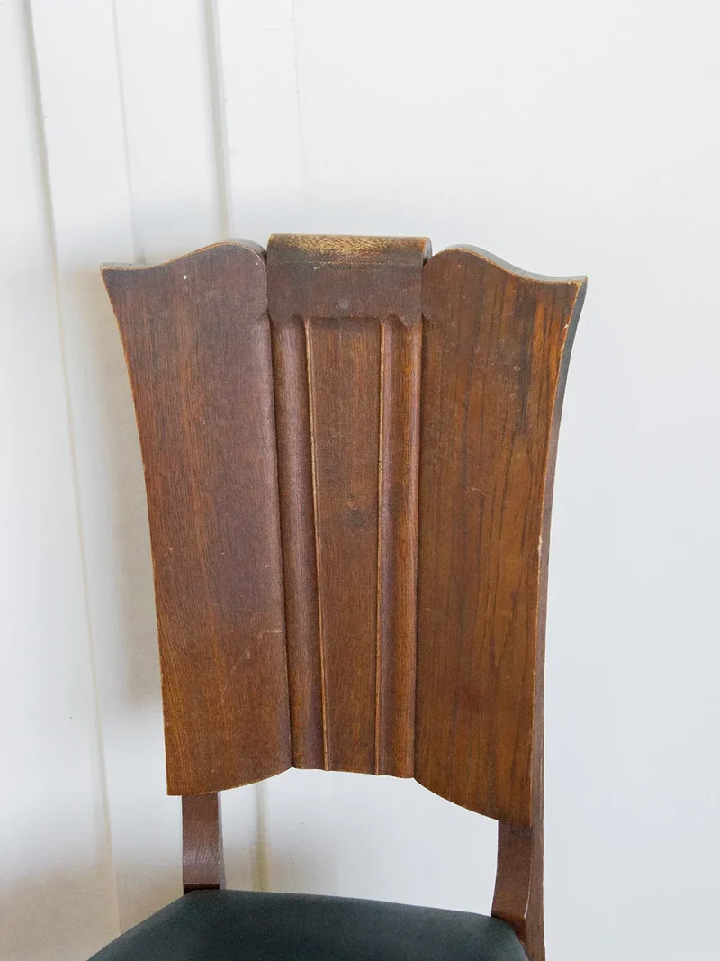 Claude, la chaise en bois N°447