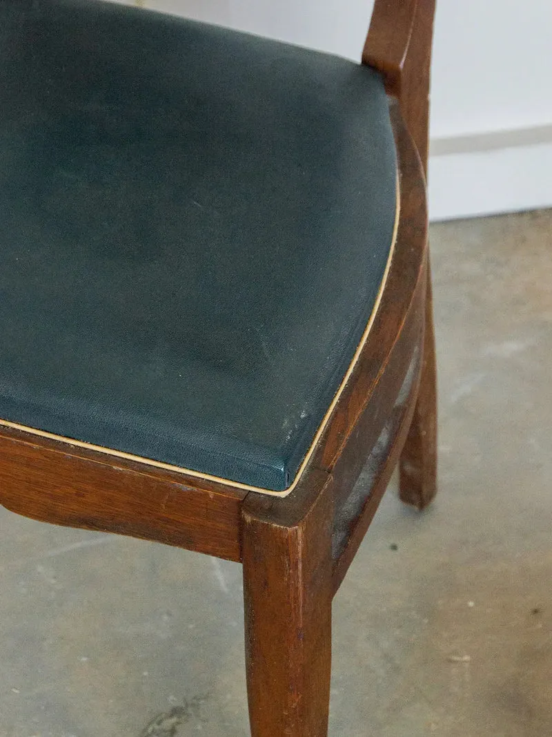 Claude, la chaise en bois N°447