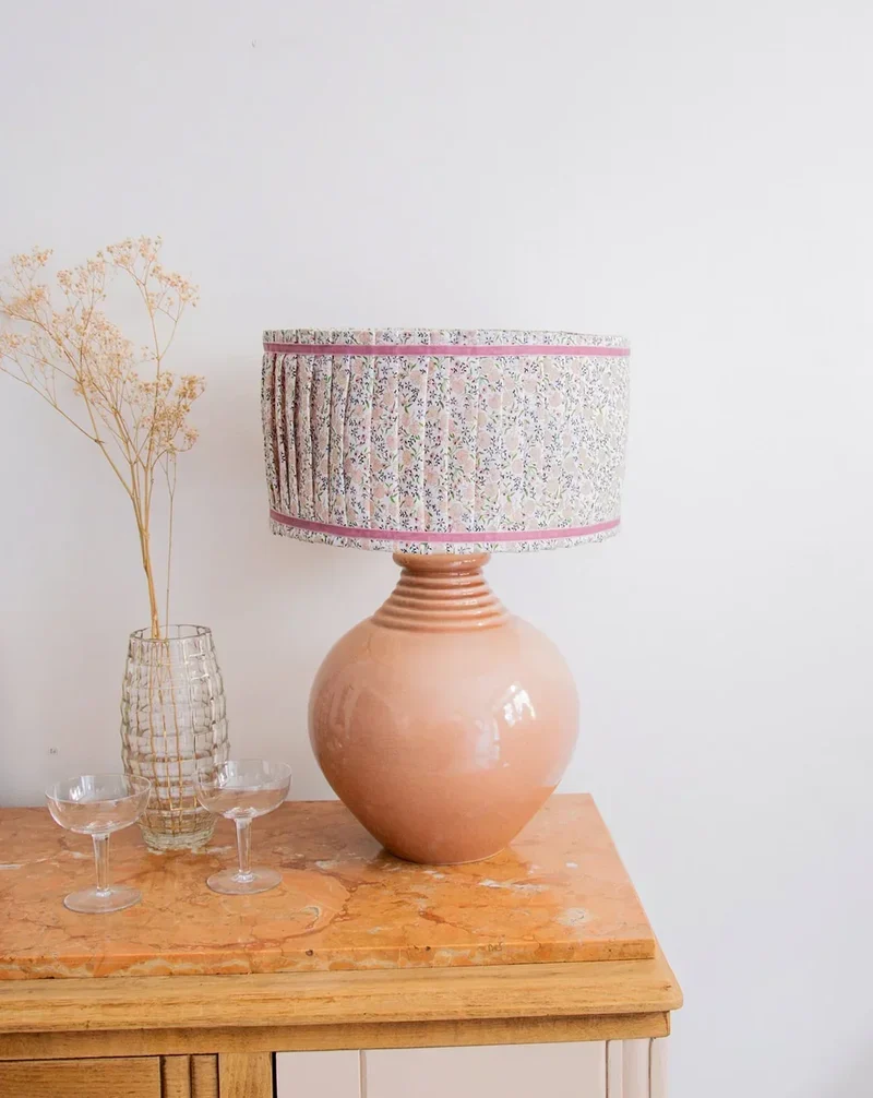 Suzanne, la lampe à poser en céramique N°128