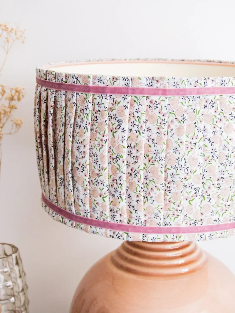 Suzanne, la lampe à poser en céramique N°128