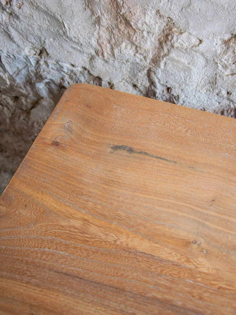 Francine, la table d'appoint en bois N°364