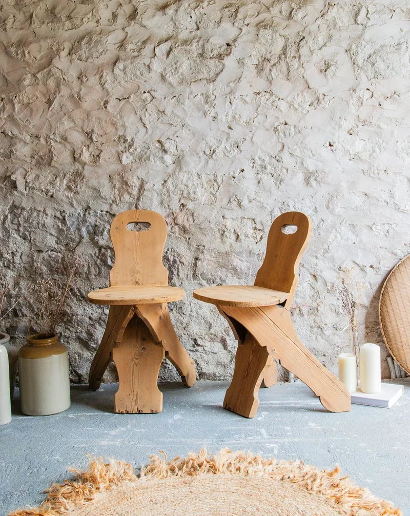 Claude, la paire de chaises en bois N°362