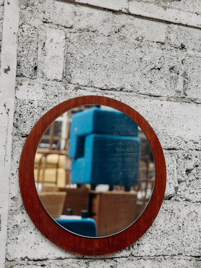 Igor, le miroir rond en teck N°729