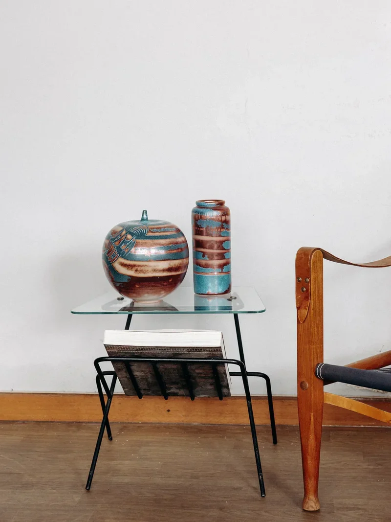 Hanna, la table d'appoint en métal N°249
