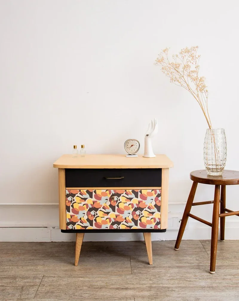 Maïa, la table de chevet en bois N°116