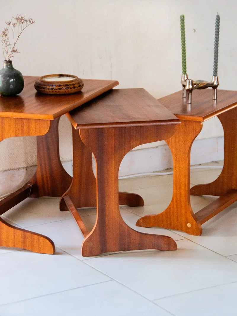 Barbara, les tables gigognes scandinaves N°44