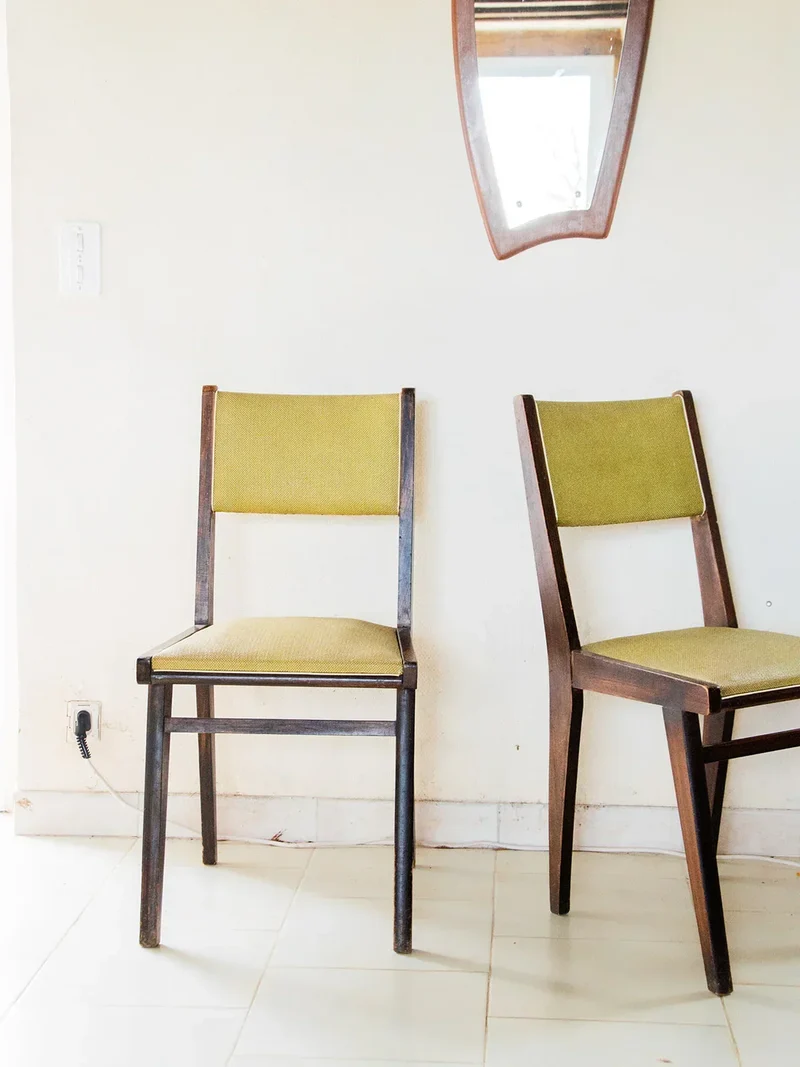 Claude, la chaise verte en bois N°443