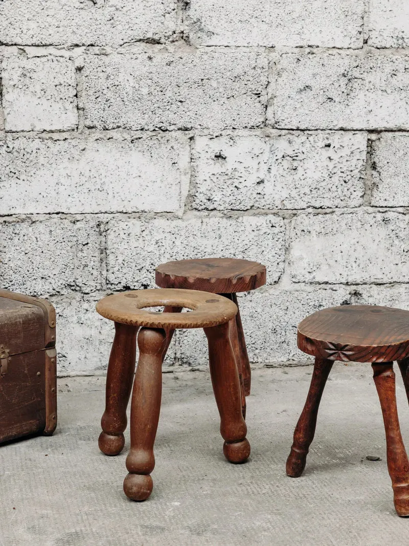 Regis, le tabouret en bois N°597