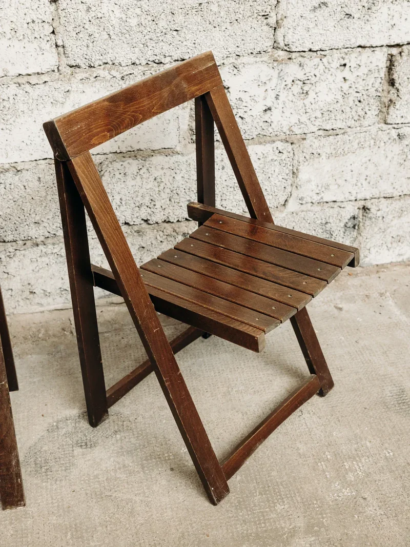 Claude, la paire de chaises pliantes N°873