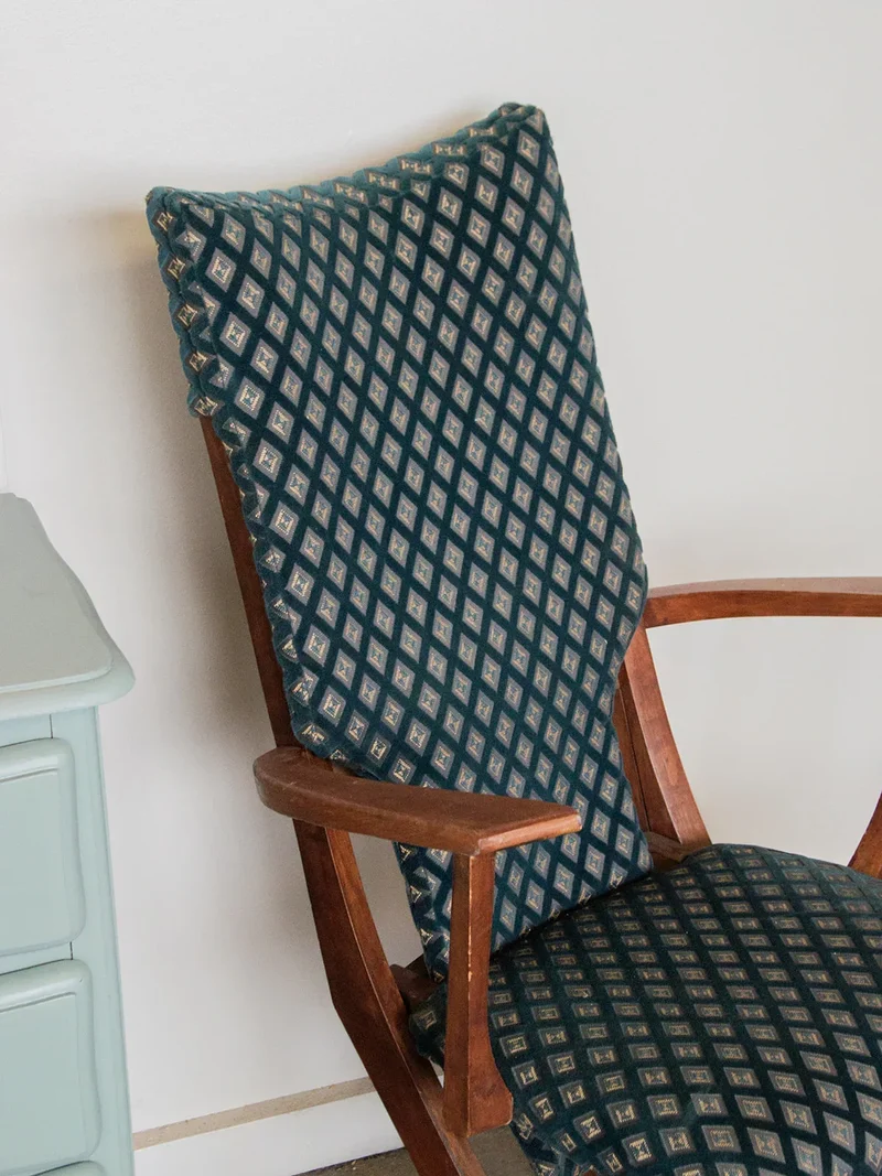 Ernest, le fauteuil en tissu bleu N°119