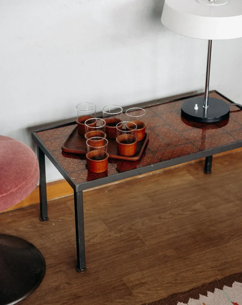 Eugène, le lot de verres et plateau N°19