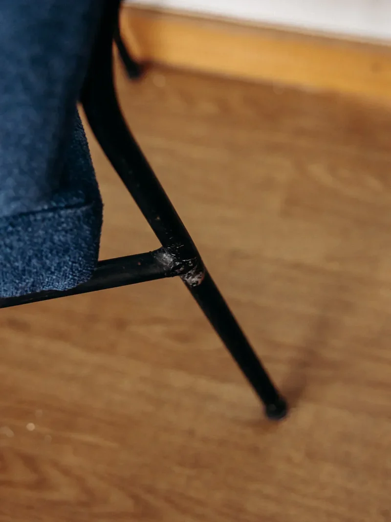 Jakob, le fauteuil en tissu N°220