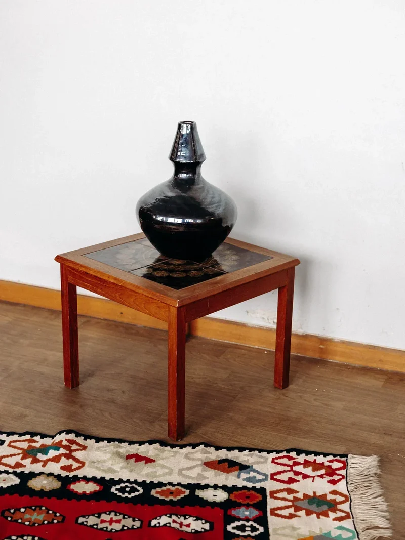 Edmond, le grand vase noir N°25