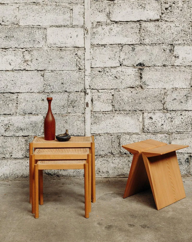 Axel, le tabouret en bois massif N°369
