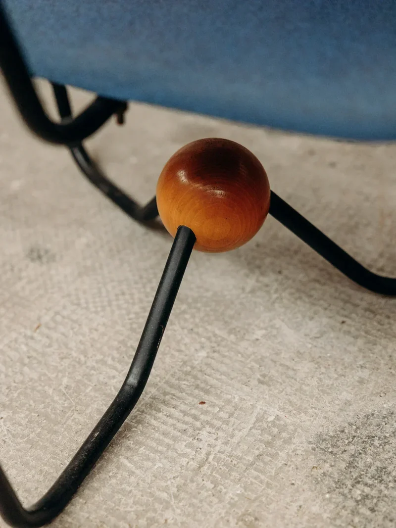Hanna, la table d'appoint en métal N°308