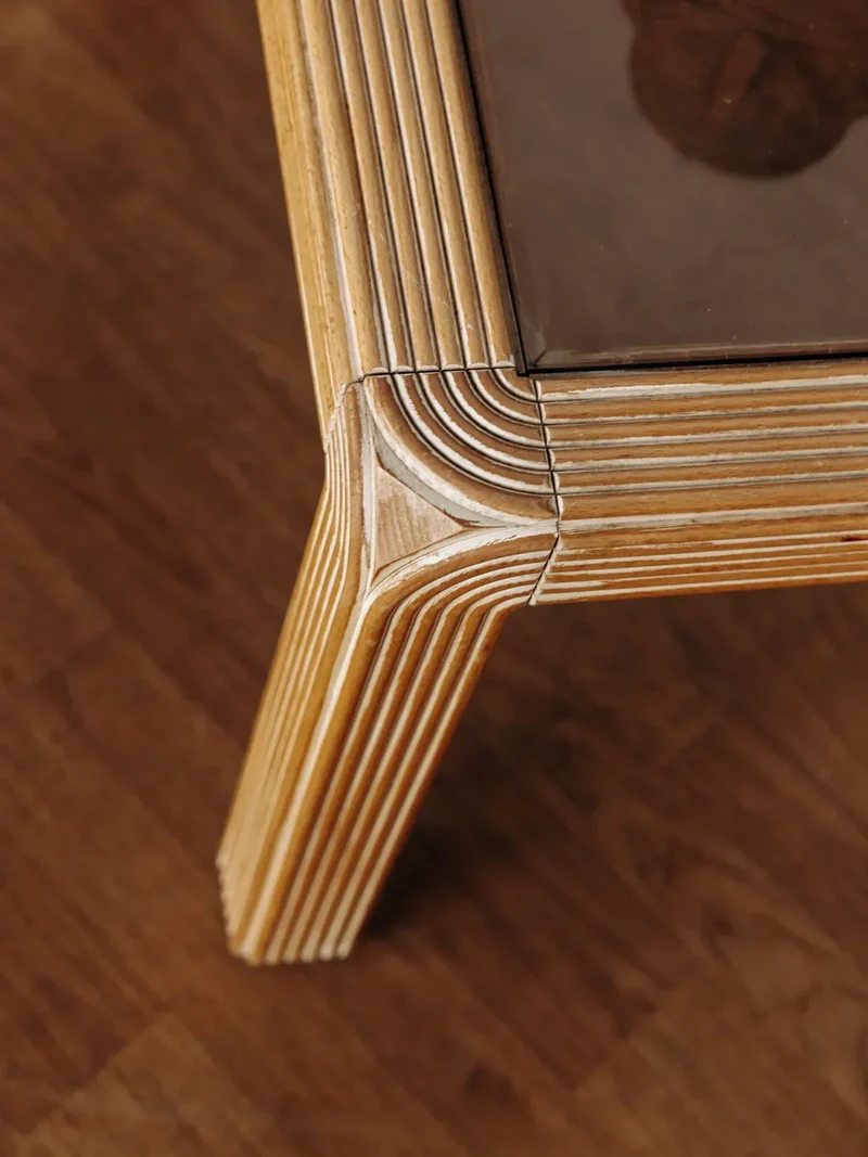 Donna, la table basse en bois N°216