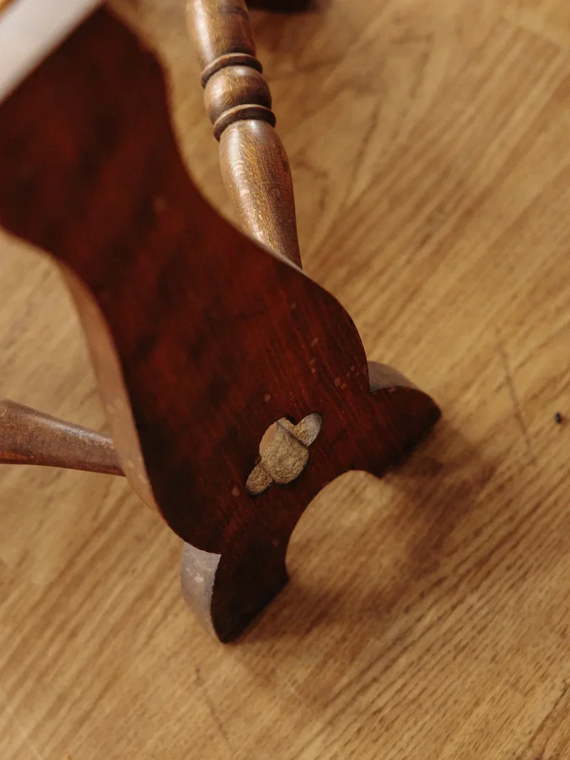 Regis, le tabouret en paille N°334