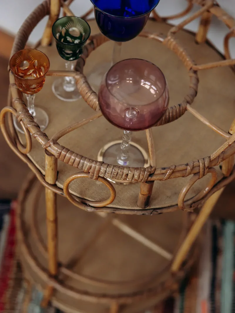 Francine, la table d'appoint en osier N°401