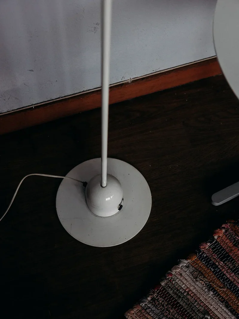 Julien, le lampadaire en métal N°60