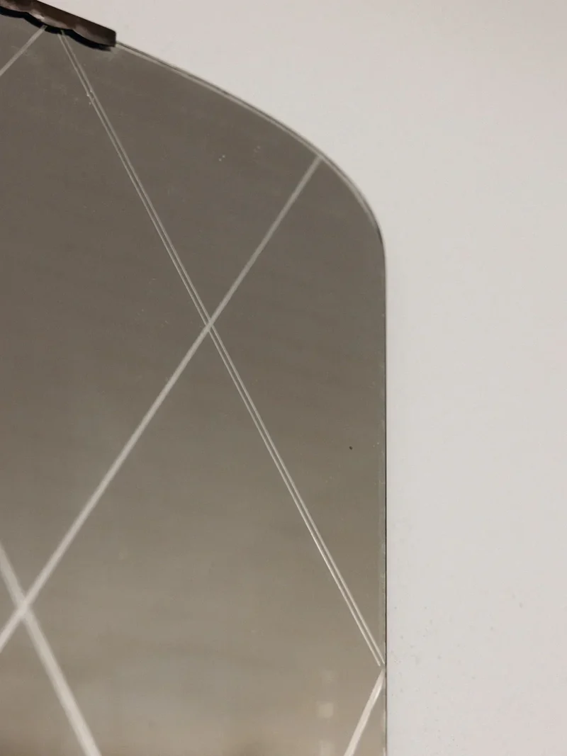 Igor, le miroir gravé en verre N°148