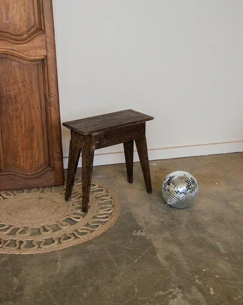 Regis, le tabouret en bois N°336