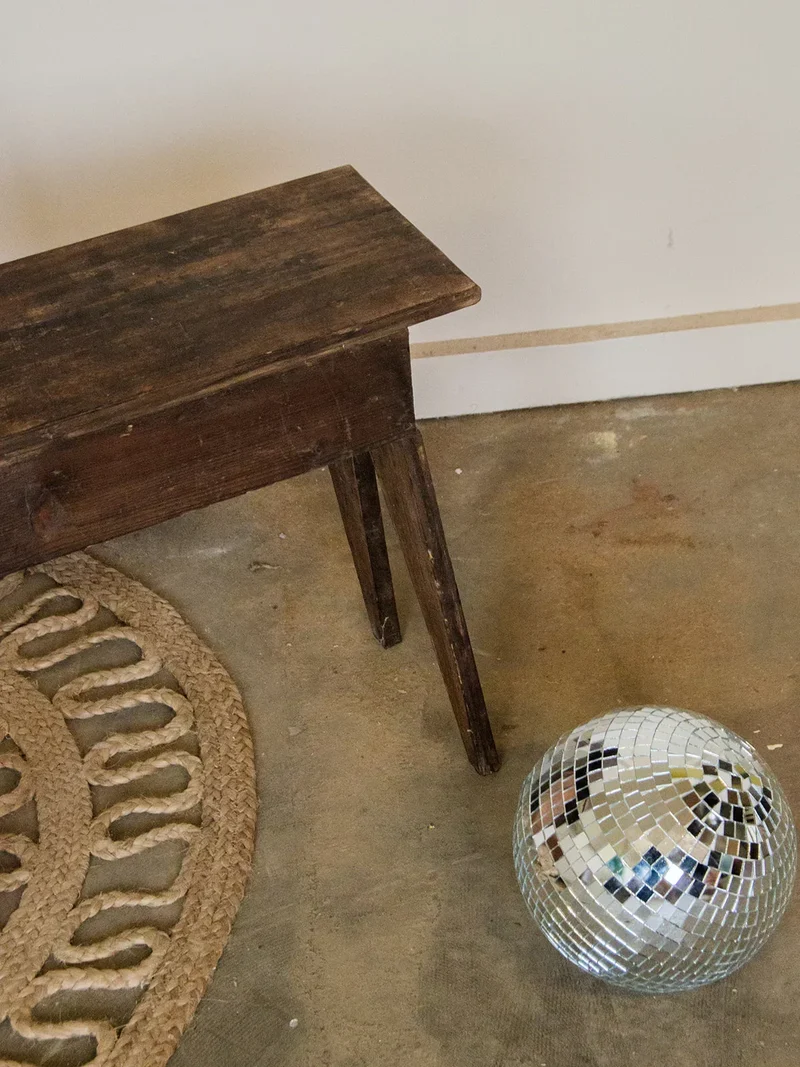 Regis, le tabouret en bois N°336