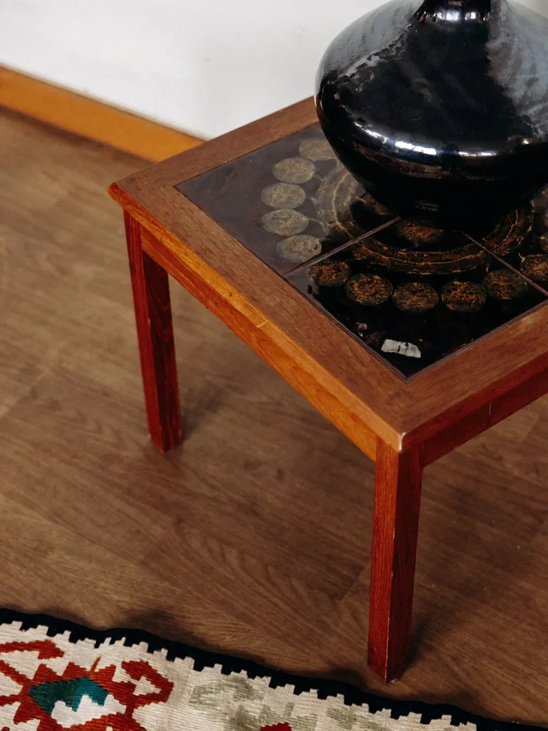 Léonie, la table basse en faïence N°126