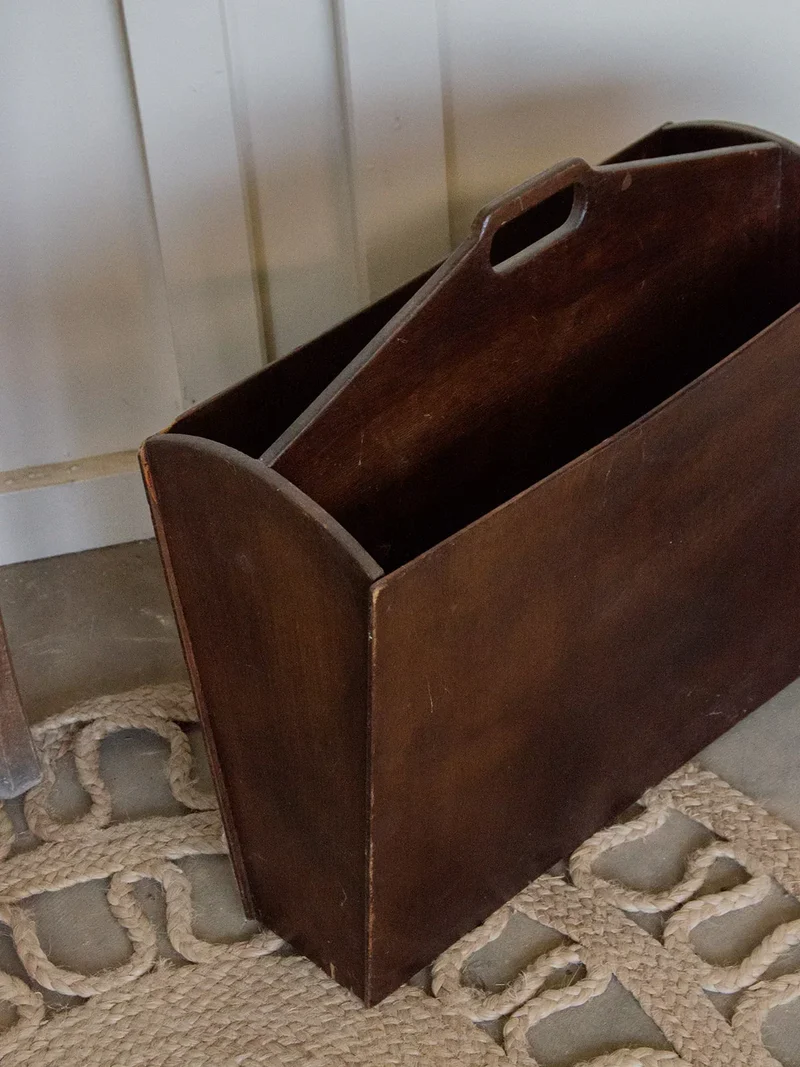 Désiré, le porte-revues en bois N°36