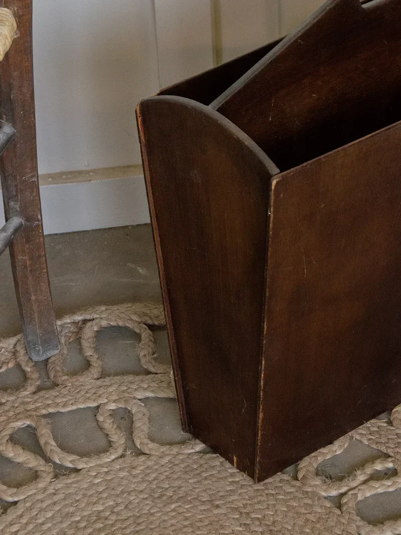 Désiré, le porte-revues en bois N°36
