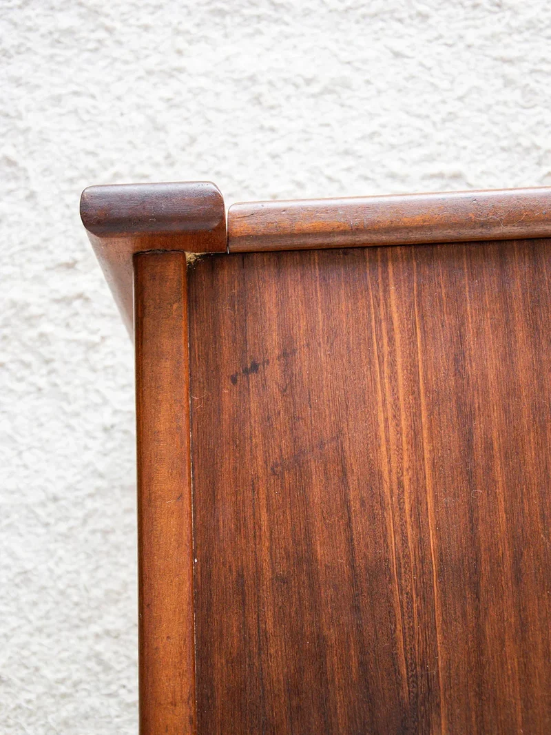 Maïa, la table de chevet N°83