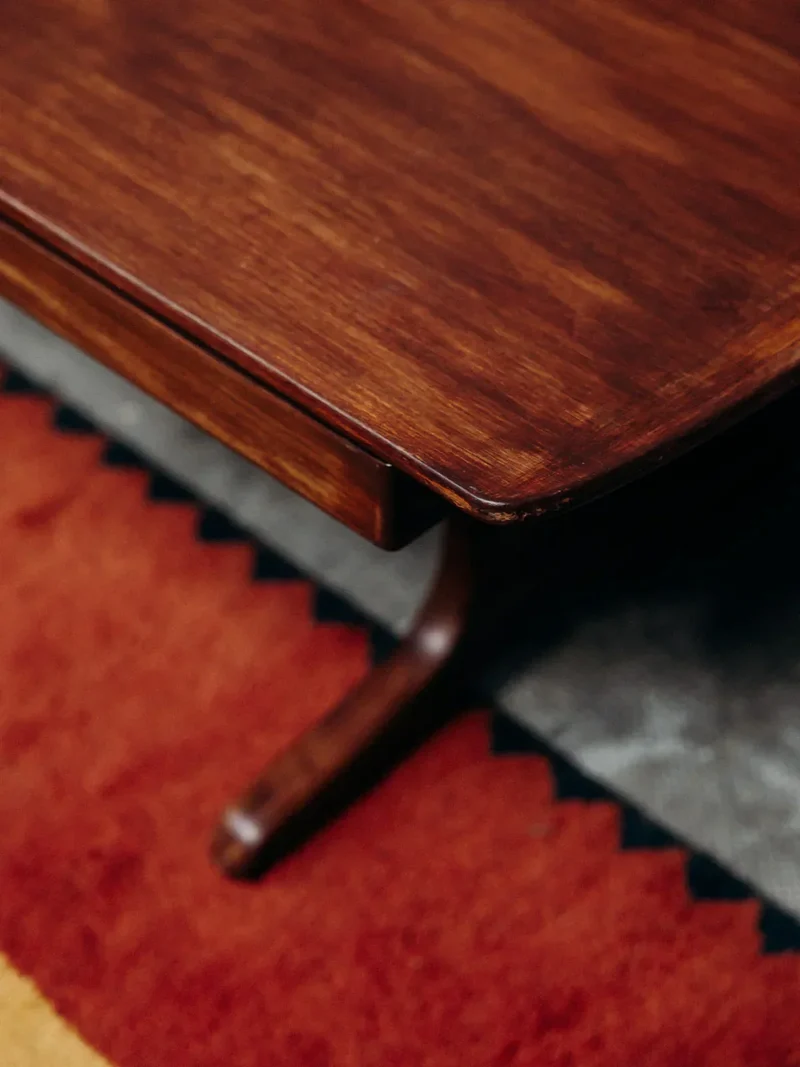 Donna, la table basse en bois N°179