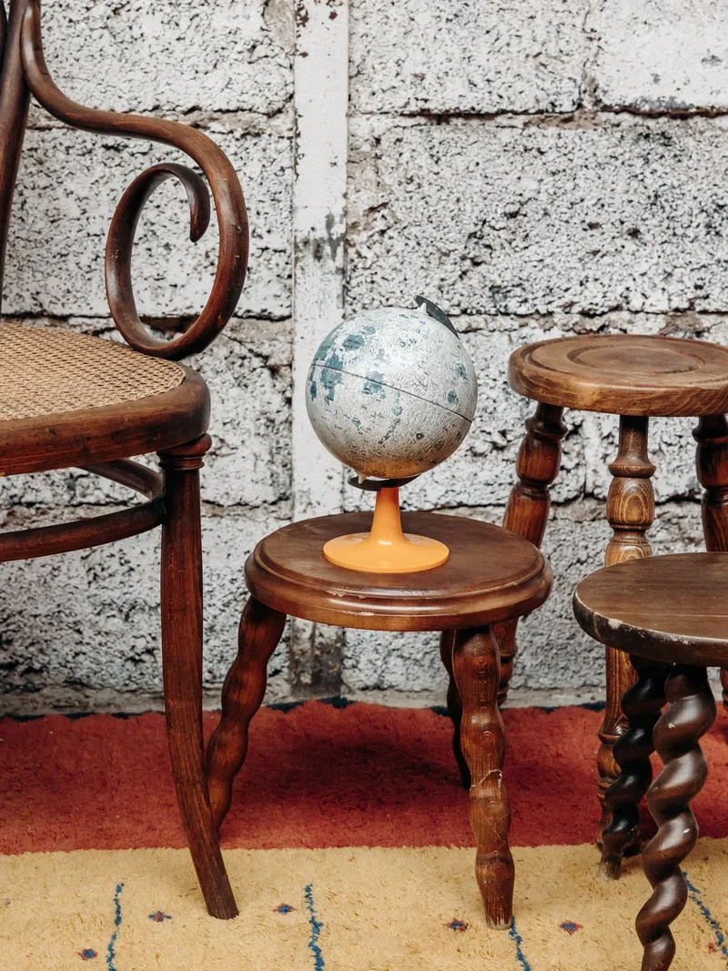 Regis, le tabouret en bois N°592