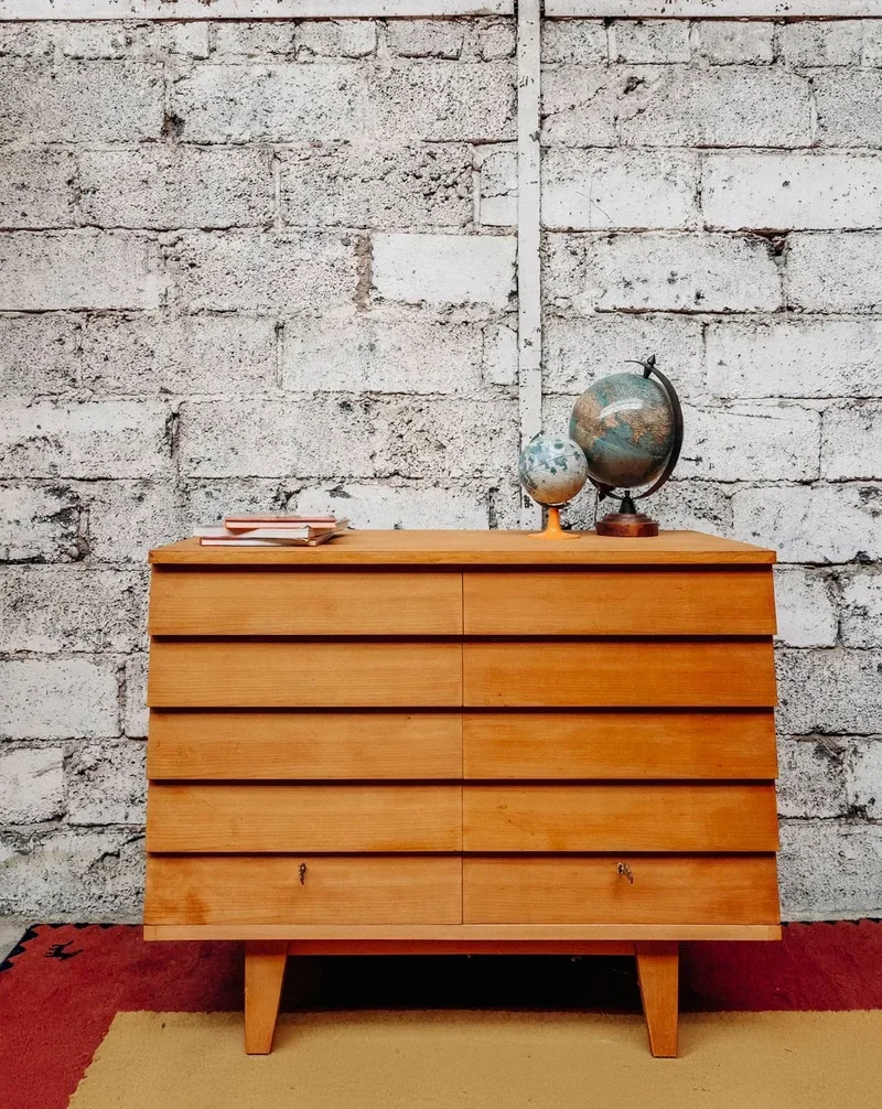 Olga, la commode en bois N°203