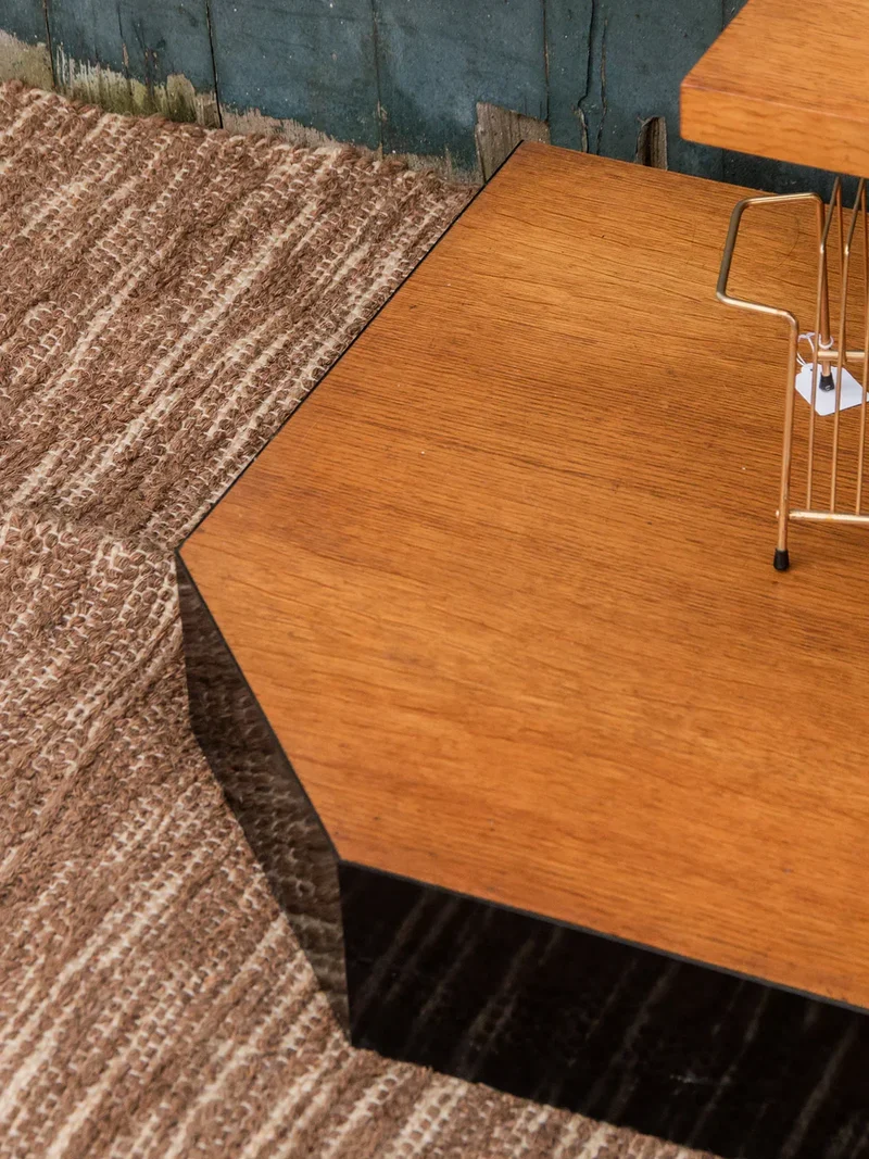 Hanna, la table d'appoint en bois N°103