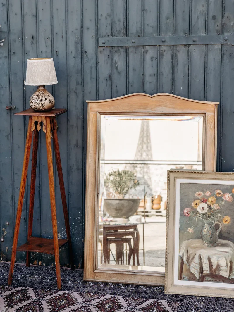 Francine, la table d'appoint en bois N°186