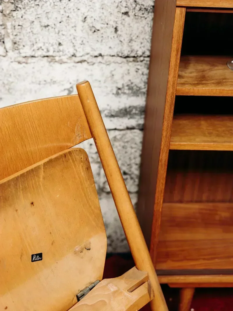 Alma, la chaise en bois N°54