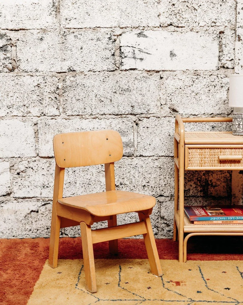 Ernestine, la petite chaise en bois N°16