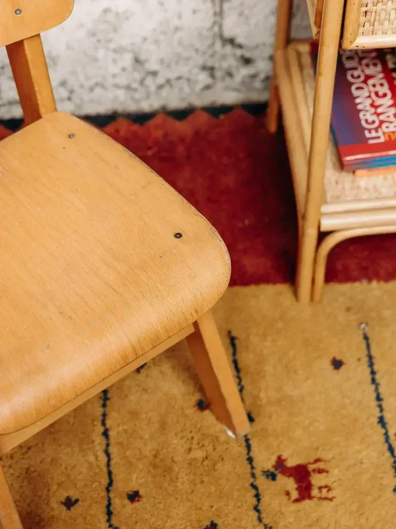 Ernestine, la petite chaise en bois N°16