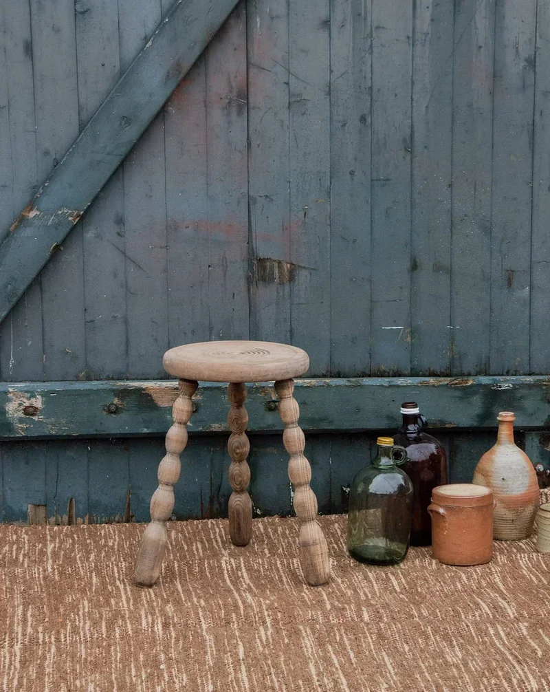Regis, le tabouret en bois N°230