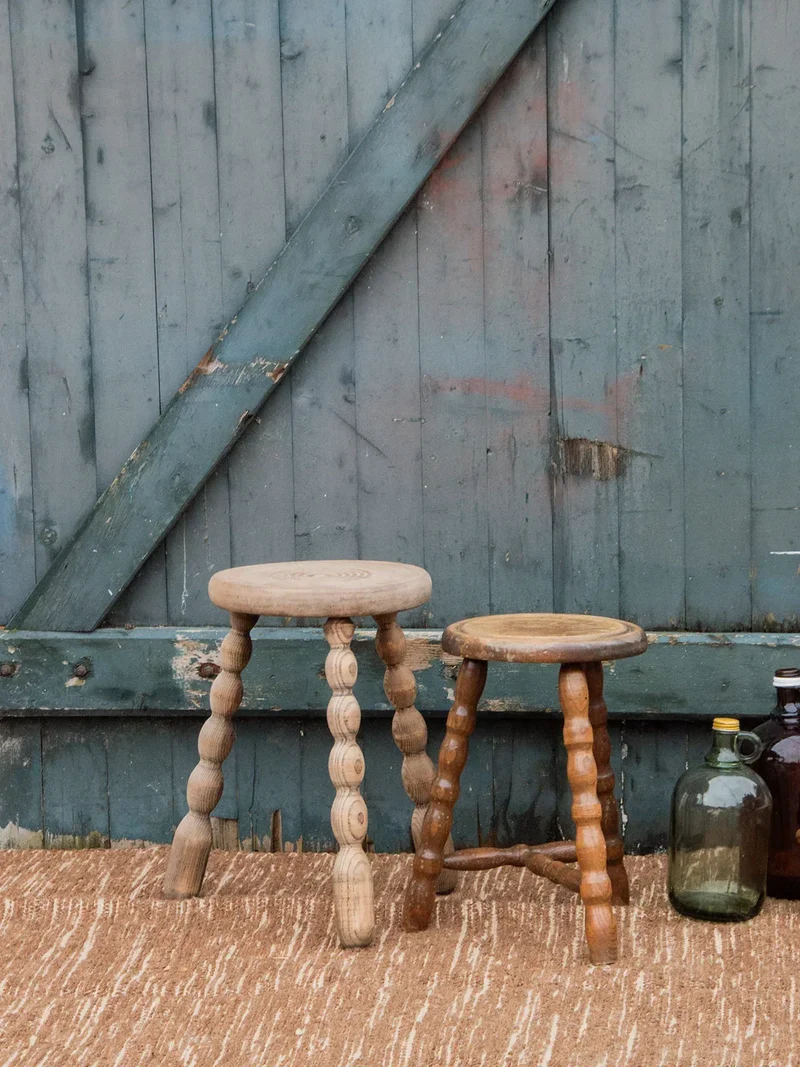Regis, le tabouret en bois N°230