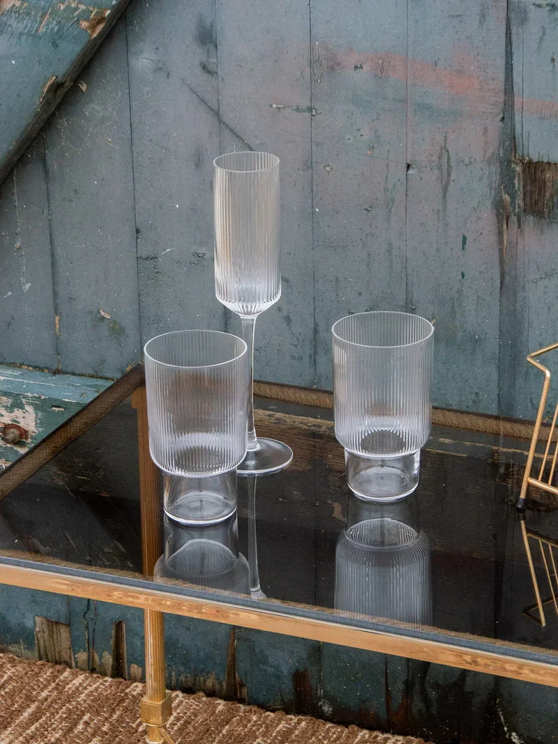 Donna, la table basse en verre N°147