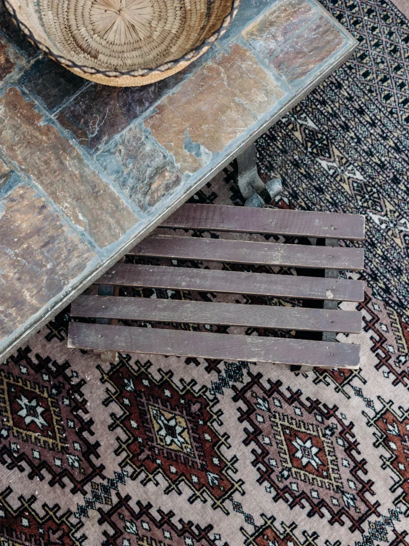Regis, le tabouret en bois N°310