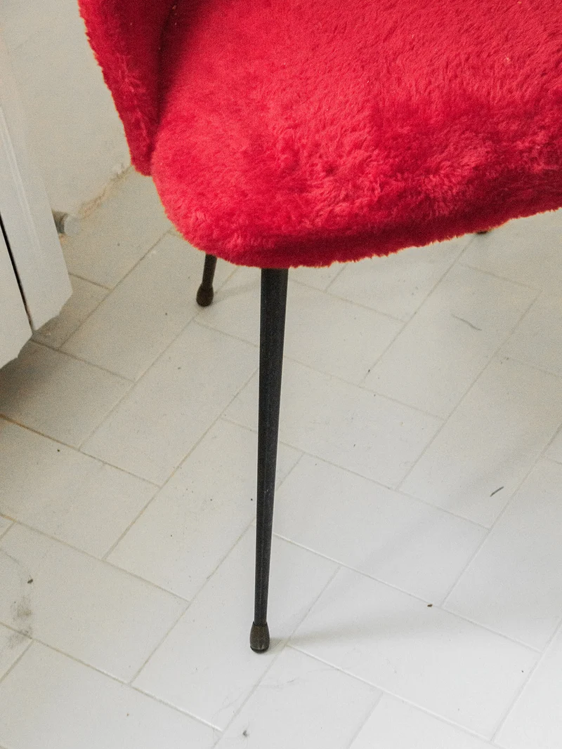 Alma, la paire de chaises en métal N°635