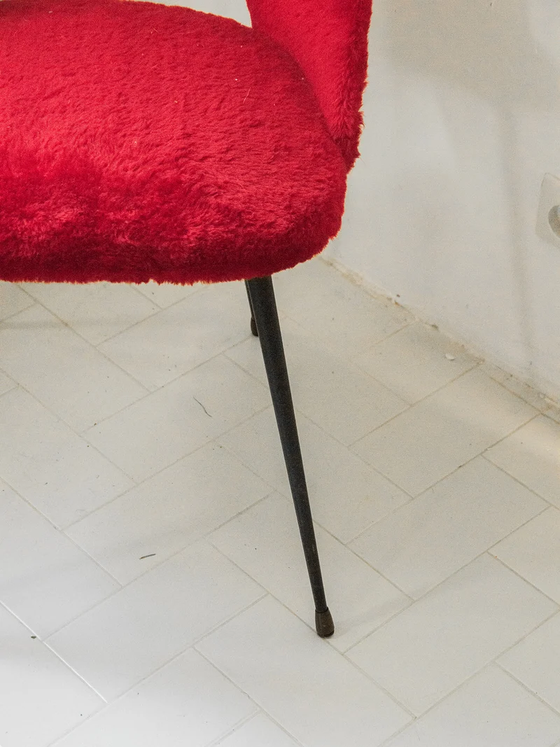 Alma, la paire de chaises en métal N°635