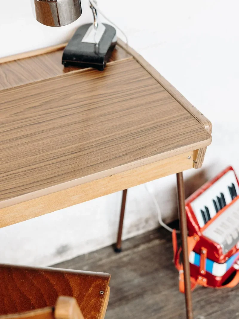 Edouard, le bureau pour enfant N°124