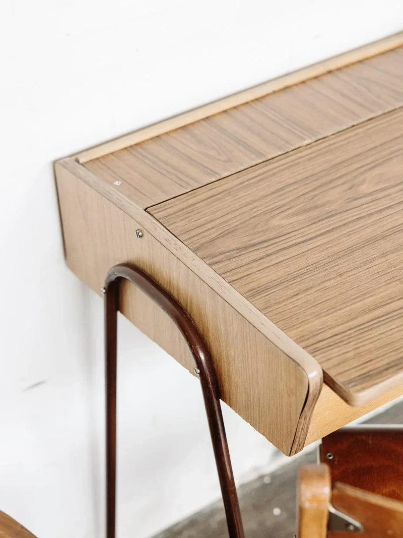 Edouard, le bureau pour enfant N°124