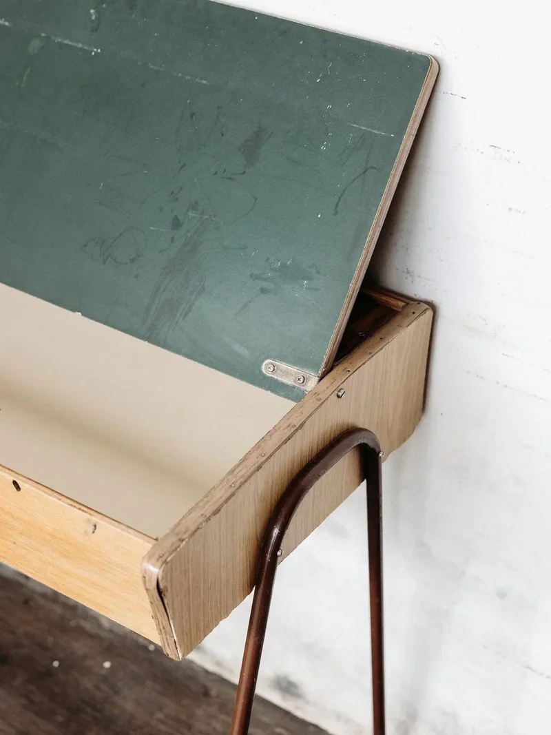 Edouard, le bureau pour enfant N°124