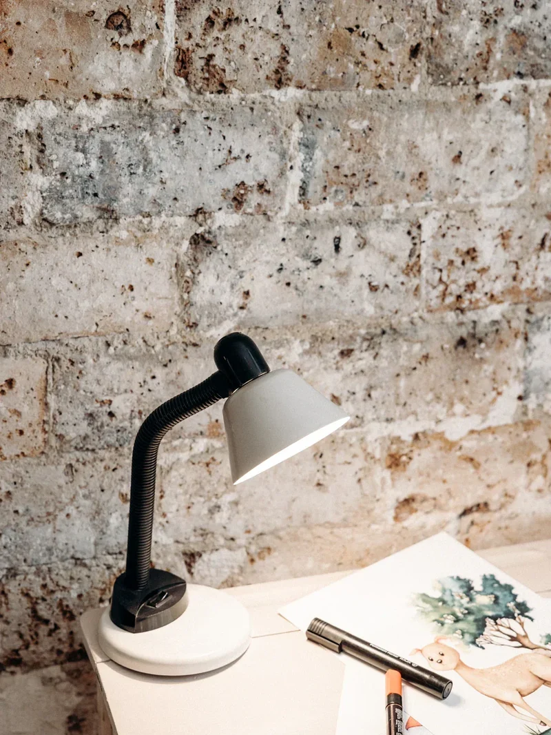 Julia, la lampe blanche vintage N°12