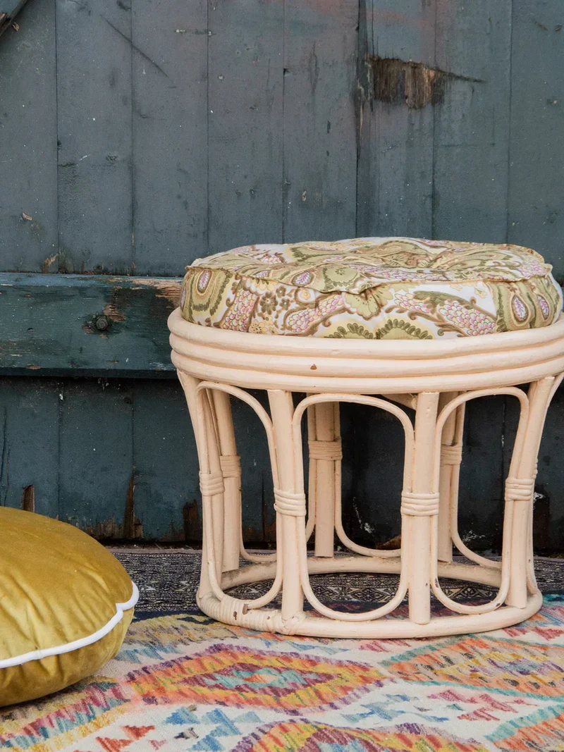 Jean-Philippe, le pouf en rotin N°7