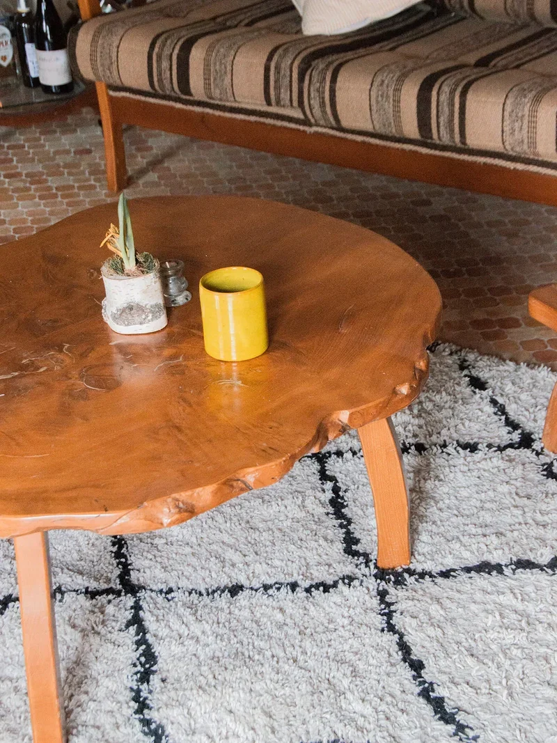 Léonie, la table basse brutaliste N°361